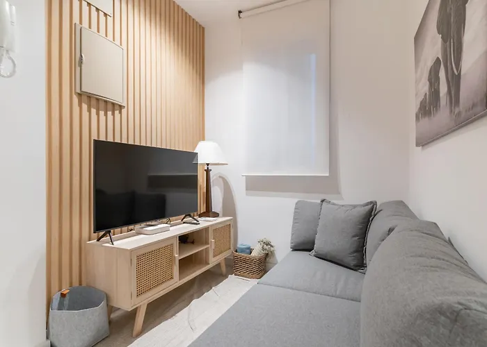 Modern And Cozy-1Bedroom 1Bathroom-Azca