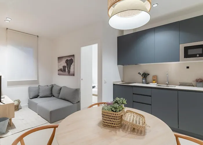 Modern And Cozy-1Bedroom 1Bathroom-Azca