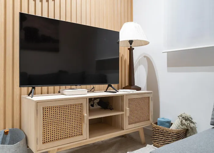 Modern And Cozy-1Bedroom 1Bathroom-Azca